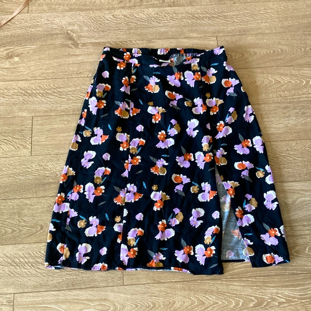 Ava & Viv Skirt with slit. Size 0